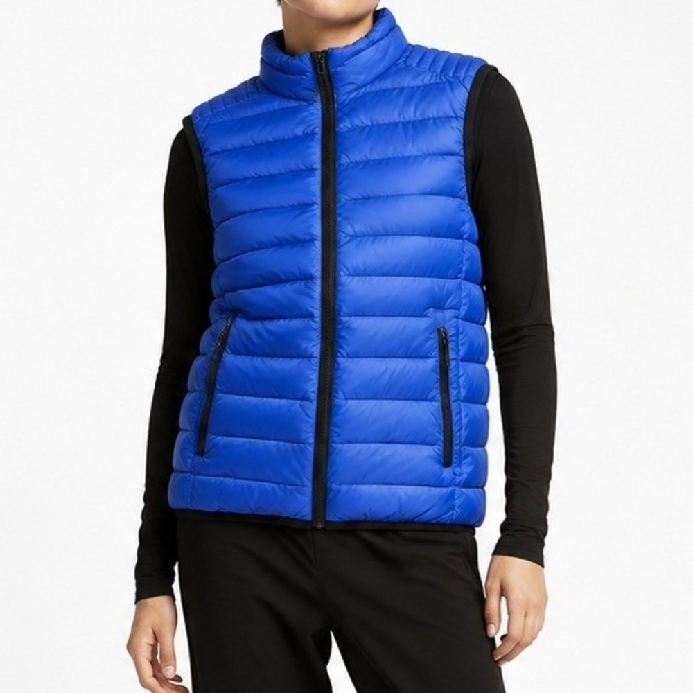 Fabletics Puffer Vest Men Medium Blue Quilted Down 394136-54-MD Lightweight Warm
